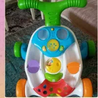 واکر کودک برای راه رفتن کودک