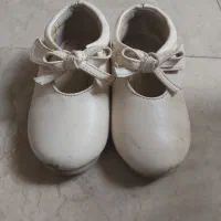 تعدادی کفش دخترانه سایز ۲۵