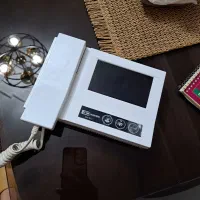 ایفون تصویری تک نما نو
