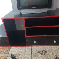 میز و تلوزیون در حد نو و سالم به شرط،سالمی