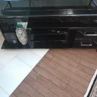 میز تلویزیون شیشیه