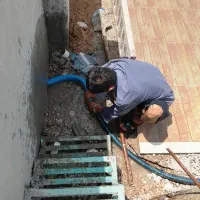 حفر چاه آب و فاضلاب لایروبی دیوار چینی