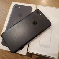 آیفون7 128گیگ در حد نو