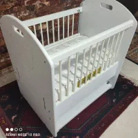 تخت نوزاد چرخدار آپادانا|تخت و صندلی بچه|چالوس, |دیوار