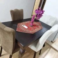 میز ناهار خوری چهار نفره تمیز
