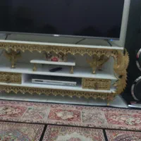 سلام میز تلویزیون تمیز تو هست