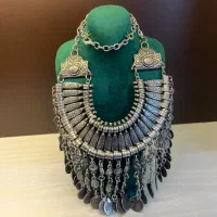 گردنبند ورشو زمان قاجار