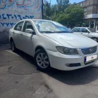 لیفان ۶۲۰ ساندرو دار