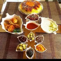 ظروف سرامیکی یکجا بفروش میرسد