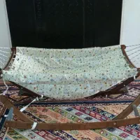 ننو چوبی در حد نو|تخت و صندلی بچه|رشت, یخسازی|دیوار