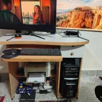 میز کامپیوتر