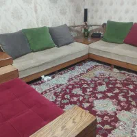 مبل ال ۵نفره بهمراه پافر ۲ نفره|مبلمان خانگی و میز عسلی|تهران, فیروزآبادی|دیوار