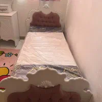 تخت خواب نوجوان در حد نو