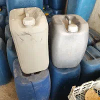 گالن نوع ودسته دوم|ظروف نگهدارنده، پلاستیکی، یک‌بارمصرف|سراوان, |دیوار