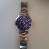 ساعت در حد نو