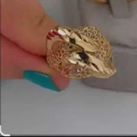 طلای نونو۱۵۰بالای تابلو