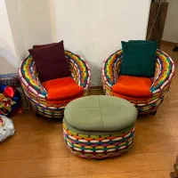 دوعدد مبل ومیز  کودک و نوجوان