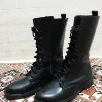 کفش بوت|کیف، کفش، کمربند|دورود, |دیوار