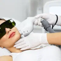 آموزش اپراتوری لیزر مو با مدرک