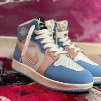 نایک ساقدار دخترانه