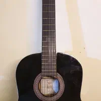 گیتار کلاسیک مشکی براق