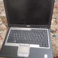 لپ تاپ دل ۶۲۰ رم ۲ لپ تاپ  کاملا سالم و باطری سالم