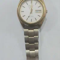 ساعت مچی قدیمی