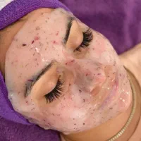جشنواره پاکسازی پوست وفشیال|خدمات آرایشگری و زیبایی|مشهد, توس (بلوار توس)|دیوار