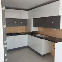 دو-خواب-طراحی-مدرن-پر-نور-فروشنده-واقعی-ویو-دار