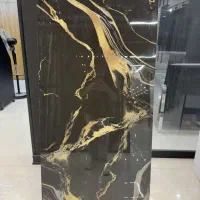 کاشی وسرامیک صدرا