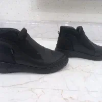 نیم پوتین  سایز ۴۰ فوق‌العاده شیک