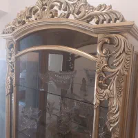 ویترین ورق طلا، تمیز و بدون ایراد