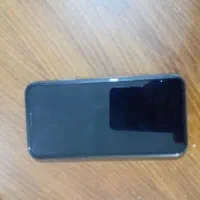 گوشی اپل۱۱ مشکی همراه با کارتن