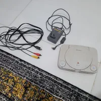 پلی استیشن سونی ۱ ps1  دسته و بازی سونی