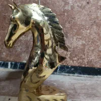 تندیس سر اسب برنزی
