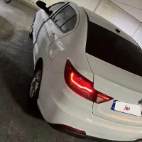 شاهین سانروفدار ۴۰۳