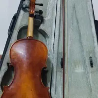 ویولن|ویولن|کیاشهر, |دیوار