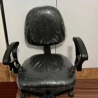 فروش تعداد محدود صندلی اداری