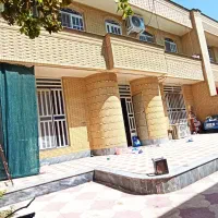 *فروش ویلایی 2طبقه همراه با مغازه تجاری *