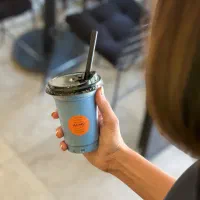 ویتر ، کمک باریستا، سالندار (کافه لازارو)