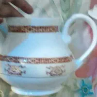 قوری چینی|قوری، کتری، قهوه‌ساز دستی|اصفهان, مولوی|دیوار