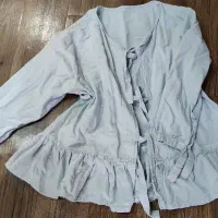 تعدادی لباس نو