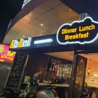 ساندویچ زن