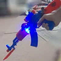 تفنگ بزرگ باطری خور|اسباب‌‌بازی|قم, هفت تیر|دیوار