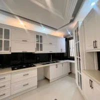 نیاوران/۳۵۰متر۴خواب/نوساز/۲پارکینگ/تراس چینشی