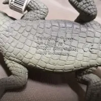 فیگور کروکودیل schleish قدیمی|کلکسیون و سرگرمی|بندر انزلی, عباس آباد|دیوار