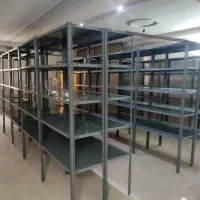 قفسه پیچ ‌.مهره
