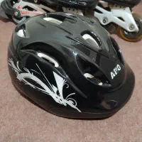 کفش اسکیت سایز ۳۵ تا۳۸ قابل تنظیم|دوچرخه، اسکیت، اسکوتر|بندر انزلی, شهرک 29 فروردین نیروی دریایی|دیوار