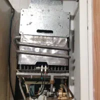 تعمیرو سرویس انواع آبگرمکن و بخاری درمحل