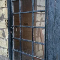 فروش یه درب آهنی و دوتا پنجره